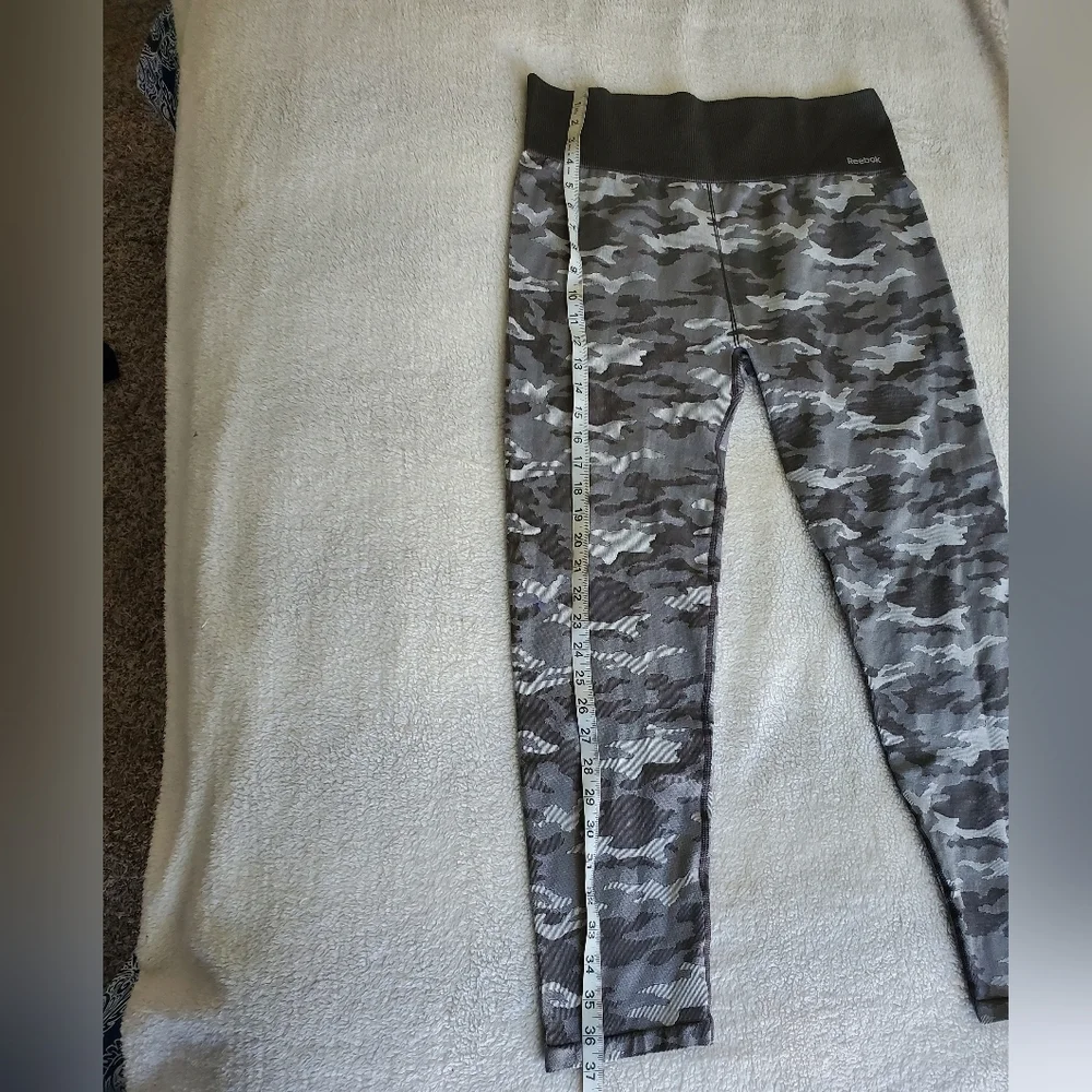 Reebok Gray Camo Leggings‎ 2XL Workout Walking Yoga Running